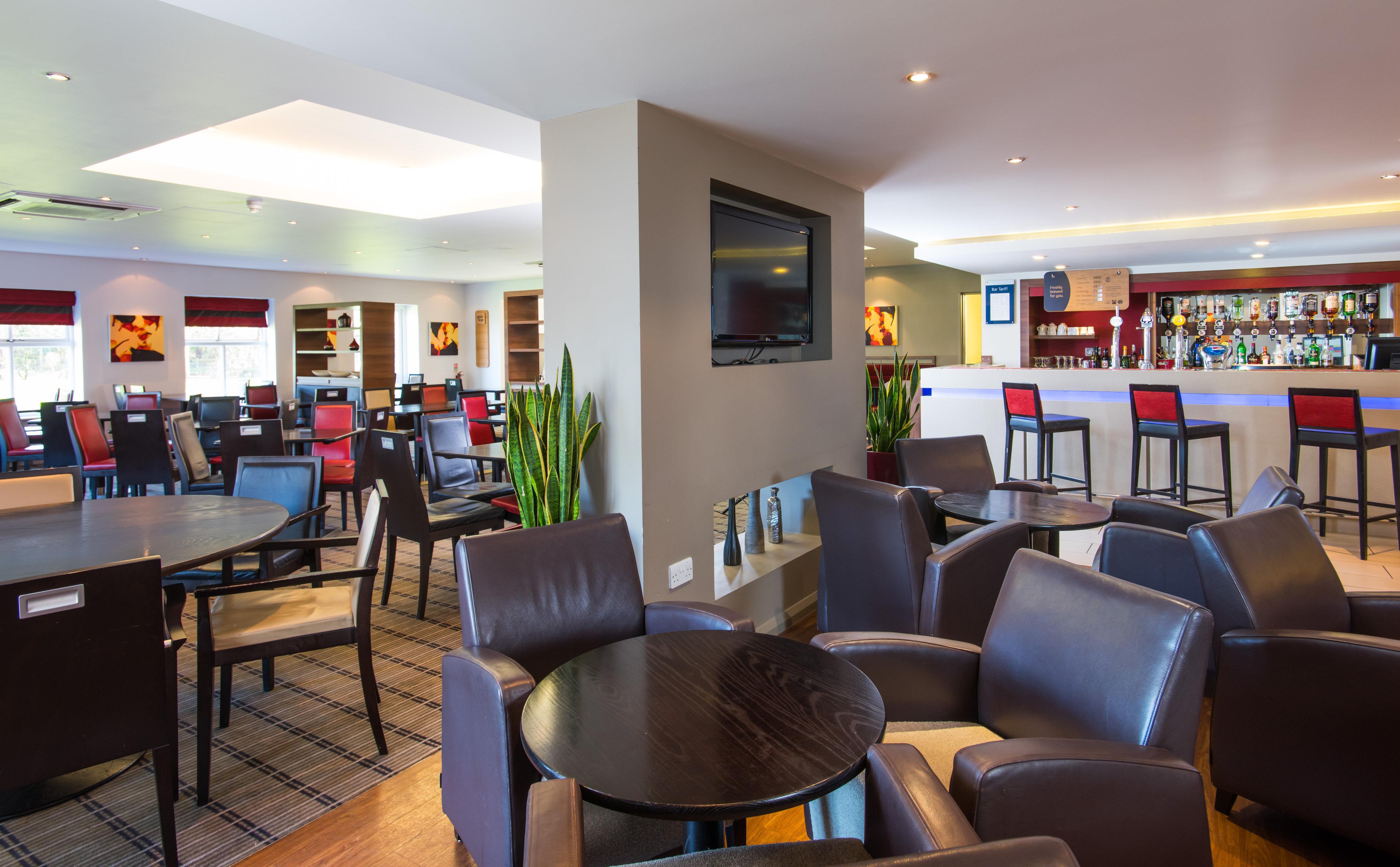 Holiday Inn Express Warwick - Stratford-Upon-Avon, An Ihg Hotel Extérieur photo