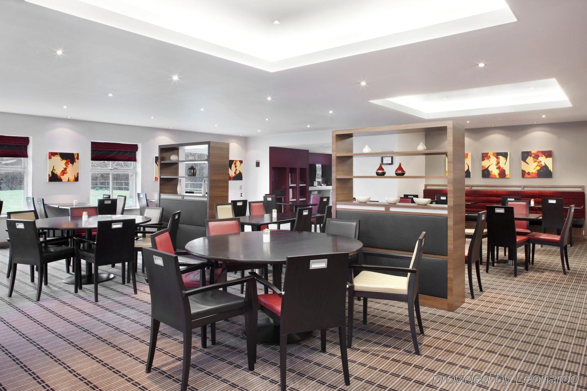 Holiday Inn Express Warwick - Stratford-Upon-Avon, An Ihg Hotel Extérieur photo